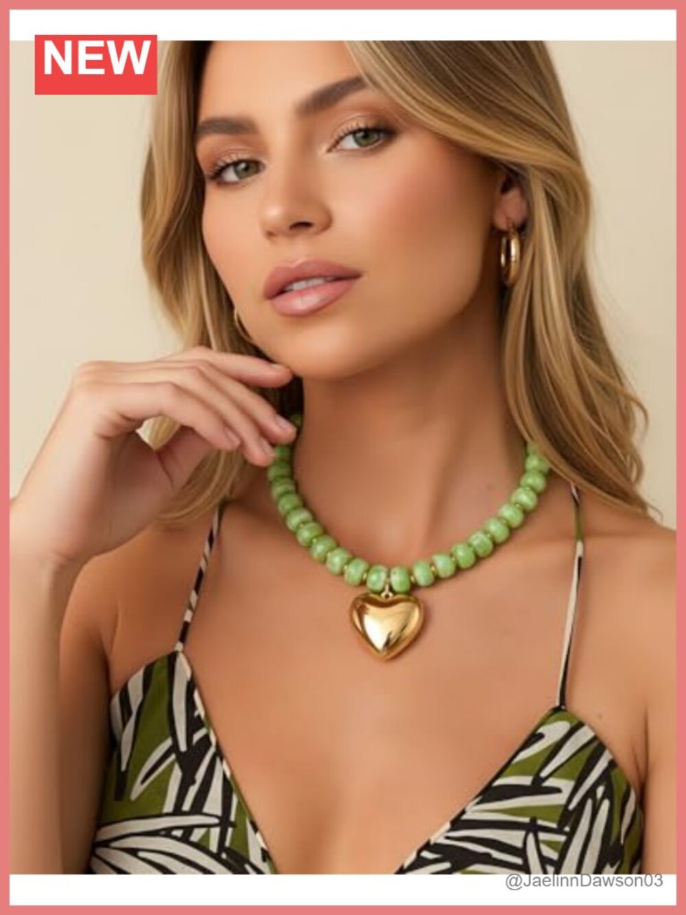 Acrylic Resin Beaded Choker Necklace with Gold Heart Pendant Chunky Statement